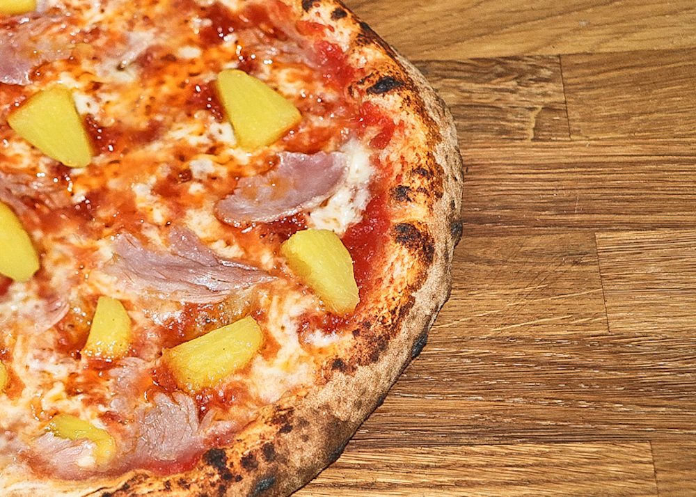 Prosciutto E Ananas (ham & pineapple)
