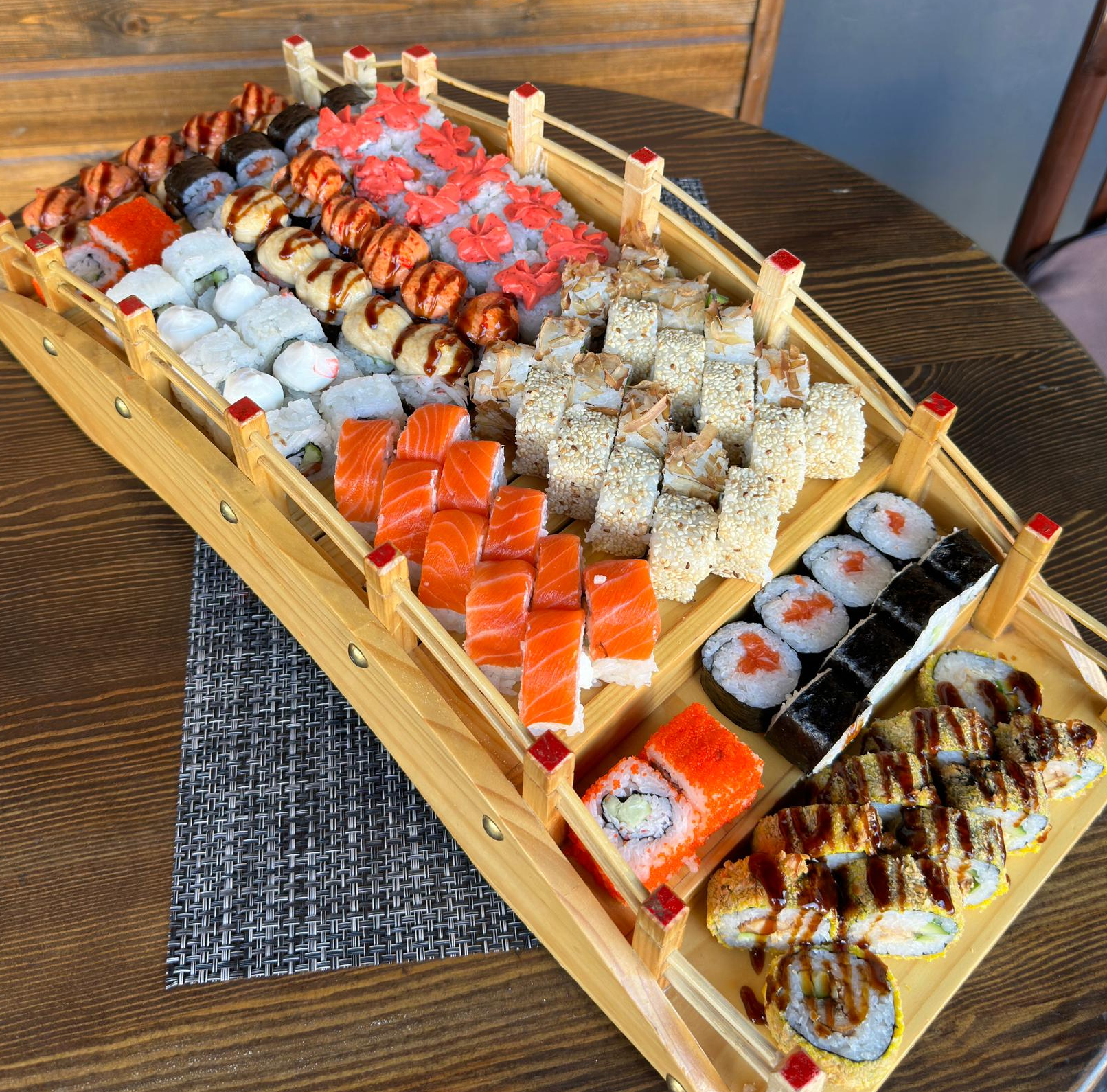 Mnogosushi Tokmok