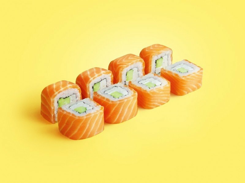 Philadelphia roll with cucumber