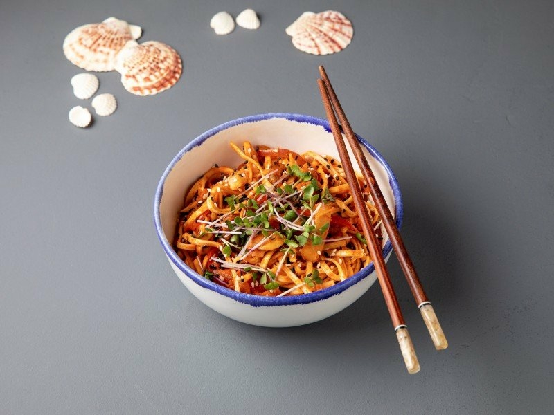 Wok with seafood