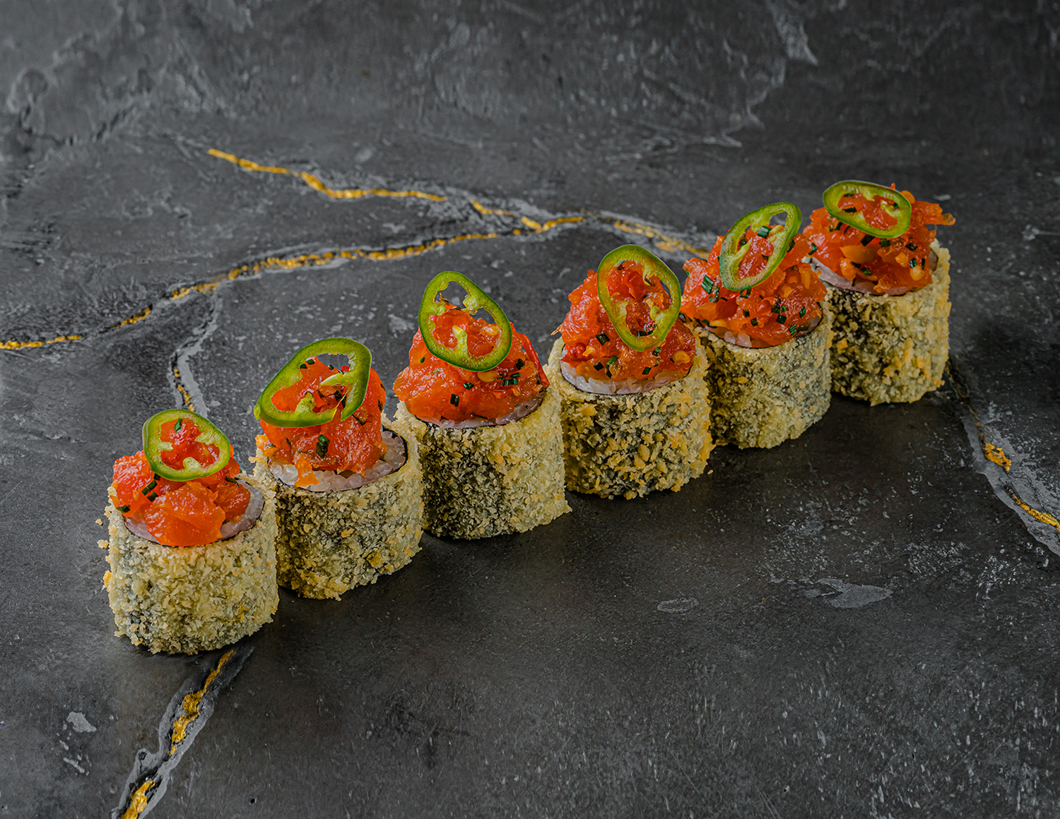 Жареный ролл с Тунцом