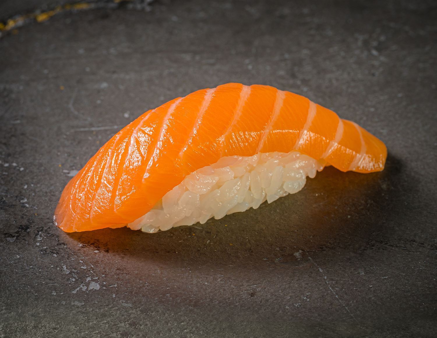 Суши Лосось